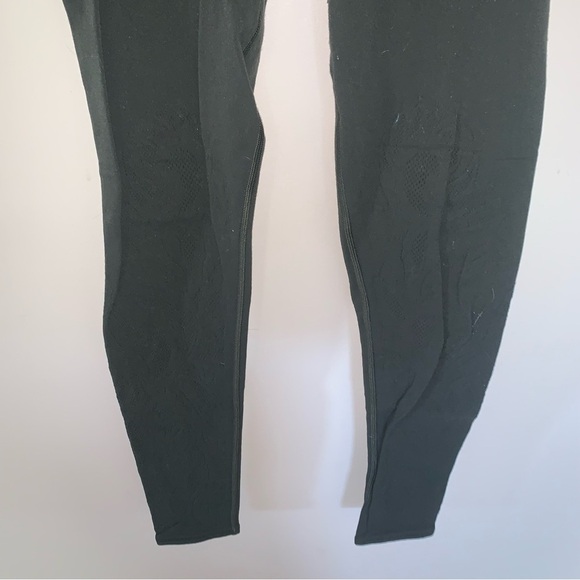 Lululemon Reveal Tight *Lattice Paisley 28" Evergreen 10 - Picture 10 of 11